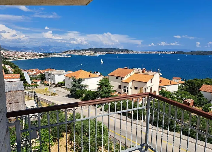 Apartment With Splendid Sea View