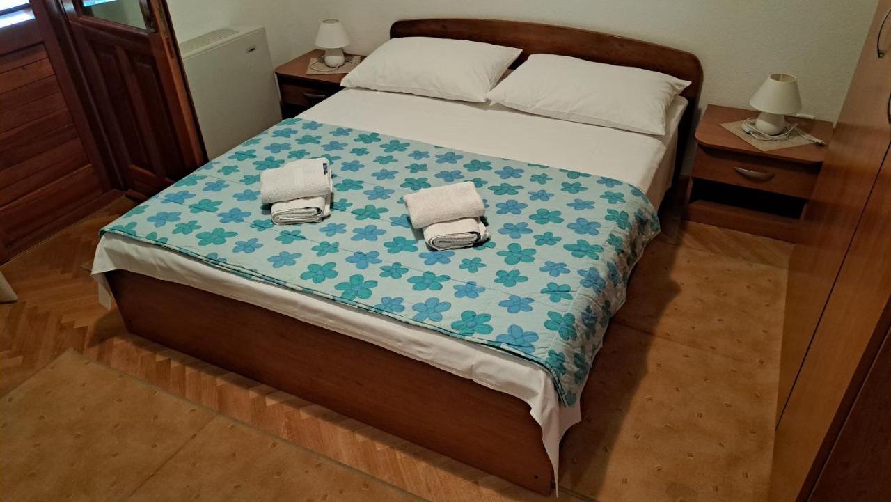 With Splendid Sea View Apartment