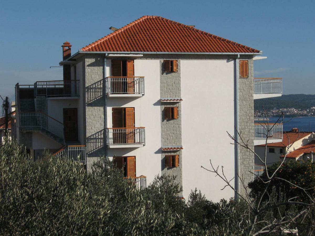 With Splendid Sea View Apartment Trogir