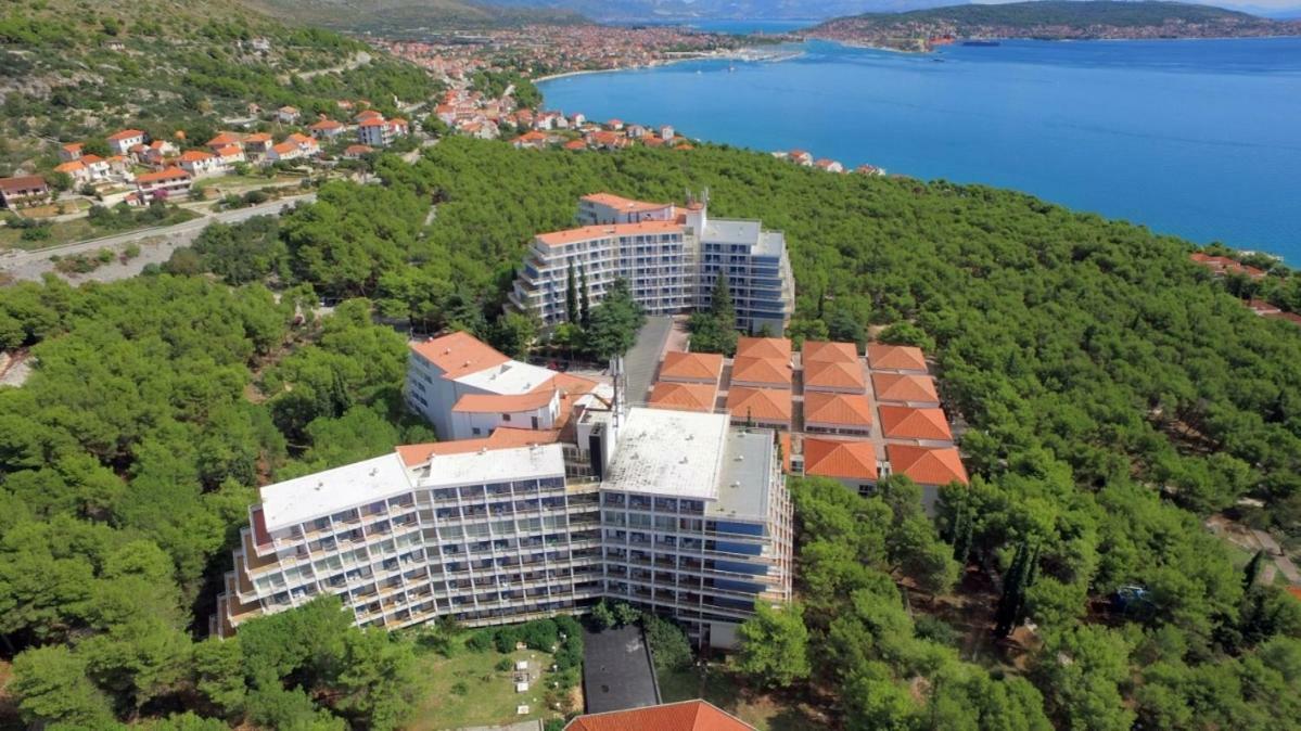 Apartment With Splendid Sea View