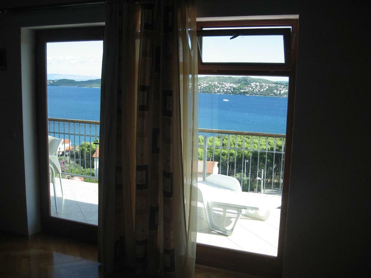 With Splendid Sea View