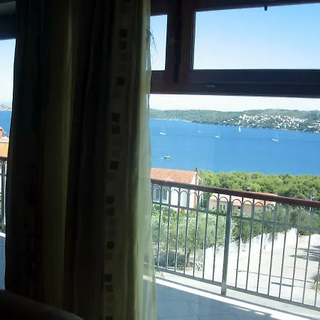Apartment With Splendid Sea View Trogir Exterior photo