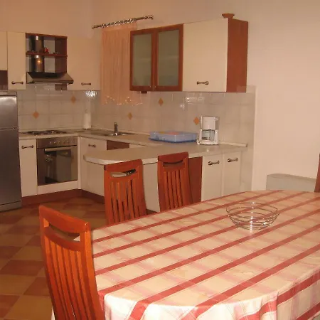 Apartment With Splendid Sea View Trogir Exterior photo