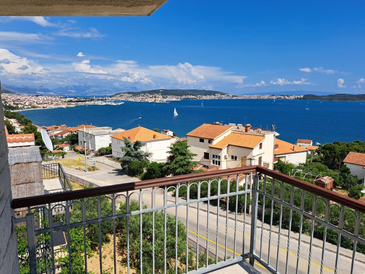 Apartment With Splendid Sea View