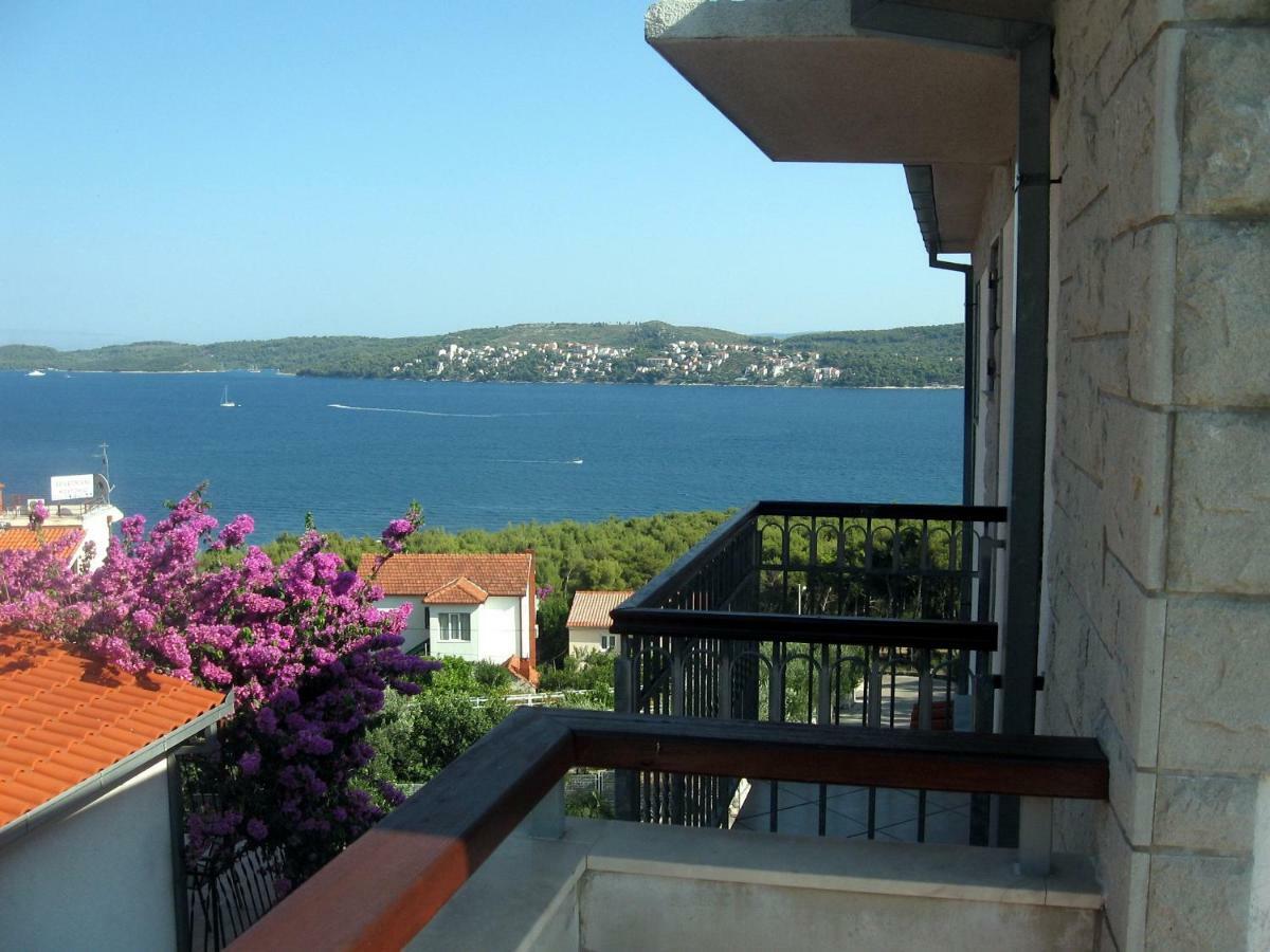 With Splendid Sea View Apartment *